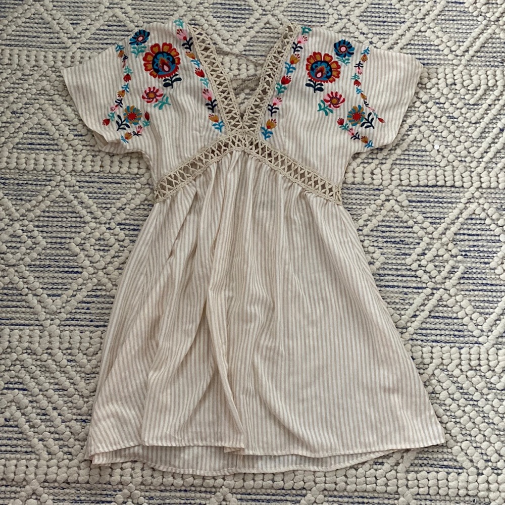 Embroidered Dress with Tie Back